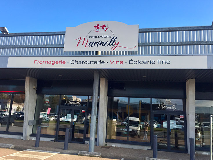 Devanture fromagerie Marinelly